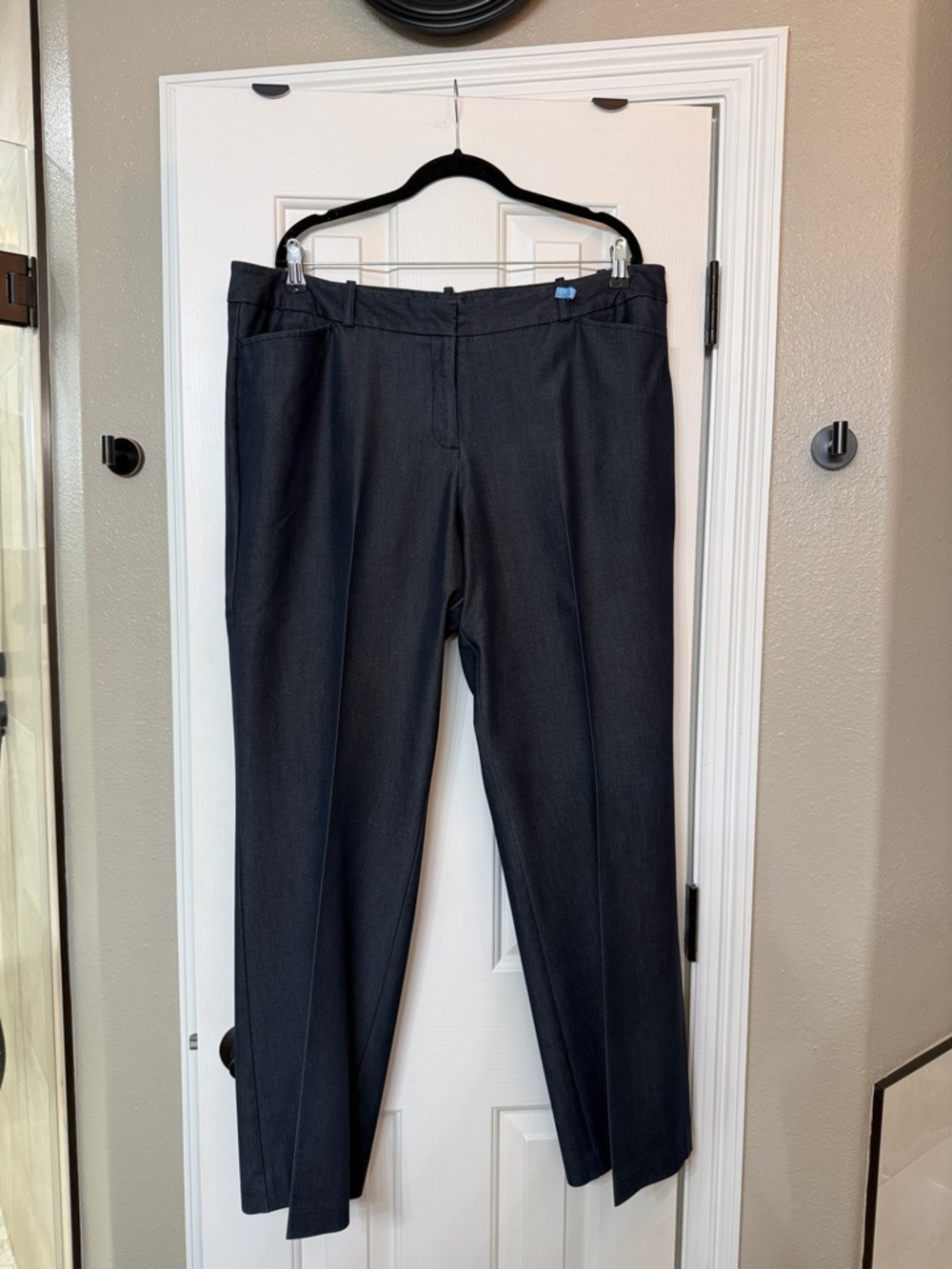 Worthington Modern Fit Pants in blue denim color